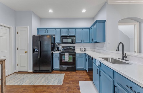 Tampa Casa | Allison Palms Luxury Tampa Townhome w/Pool. Excellent Location for Amenities!