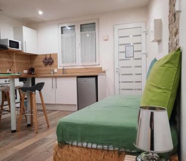 Houilles Apartamento | AlloAppartMeublé L'émeraude