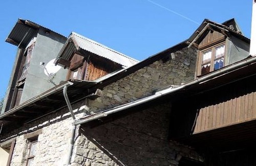 Allos Apartamento | Allos T 3 renovado Ideal wend Rando y vacaciones de verano con terraza de estacionamiento