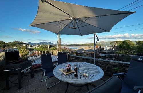 Borth-y-Gest Casa | Alltwen