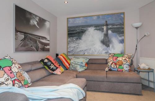 Borth-y-Gest Casa | Alltwen