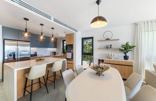 Brighton Apartamento | Allure 401 - NEW Beachfront Condo On Brighton Beach