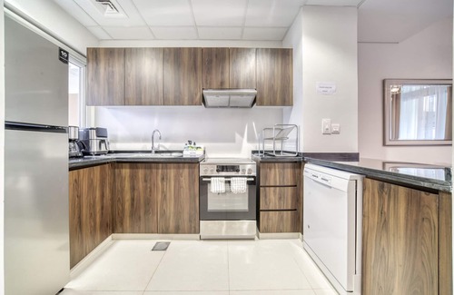 Dubai Chalet De Esquí | Alluring 3BR Townhouse at DAMAC Hills 2 Avencia by Deluxe Holiday Homes