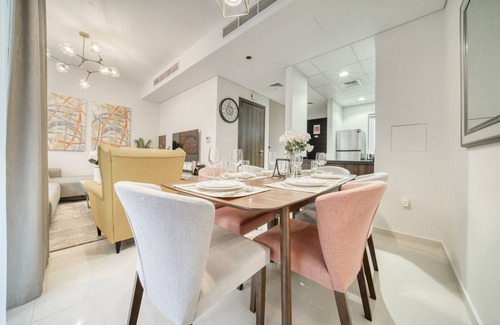 Dubai Chalet De Esquí | Alluring 3BR Townhouse at DAMAC Hills 2 Avencia by Deluxe Holiday Homes