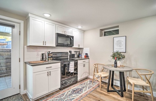 Turnagain Apartamento | Alluring Anchorage Apt - Walk to Coastal Trl!