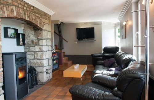 Malmedy Casa | Casa victoriana en el bosque con vistas despejadas a la ciudad y sauna