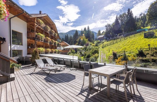 Haus Casa | "Alm-Suite" with bathtub, shower, WC (from 7 nights) - Nature and wellness hotel