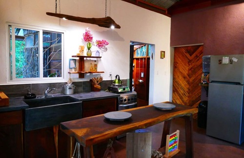 San Ignacio Cabaña | Alma Del Rio Eco-comfort on the water / La Alma