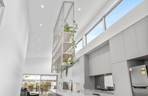Port Fairy Casa | Alma on Barclay