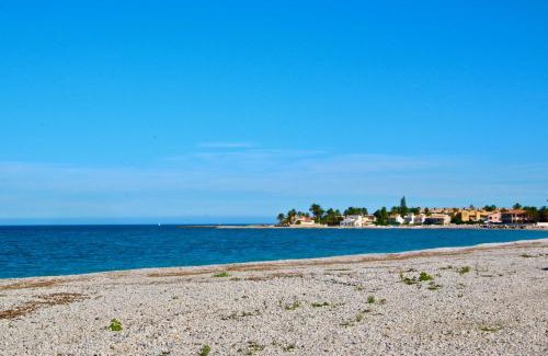 Playa de la Almadrava Apartamento | Almadrava Playa Apartamento by CARLOSFERIEN
