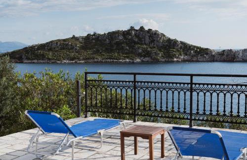 Korithi Villa | Almare Villa direct Beach Access