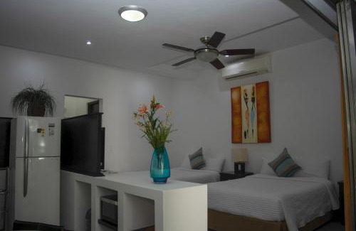 Gonzalo Guerrero Hotel | Almarea Vacation Condo