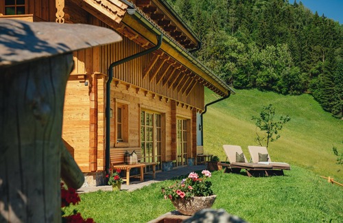 Haus Apartamento | Almchalet Linharterhof