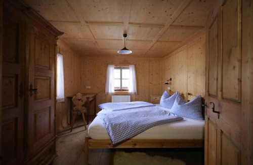 Innervillgraten Chalet De Esquí | Almhütte Oberschaller bei Alfenalm - Ferienwohnungen am Berg