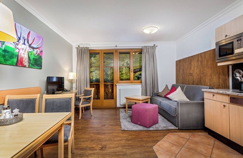Dienten am Hochkoenig Apartamento | Almhof Alpin Apartments & Spa
