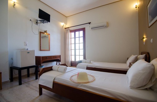 Ios Town Casa | Almira Inn
