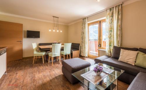 Hollersbach im Pinzgau Apartamento | Almliesl HOLL-453