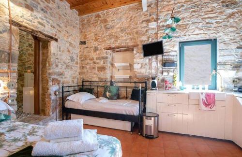 Naxos Apartamento | Almond Blossom Cottage 2