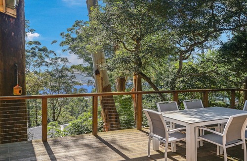 Avoca Beach Casa | ALMOND COTTAGE | Views, walk to the beach, wifi | Accom Holidays
