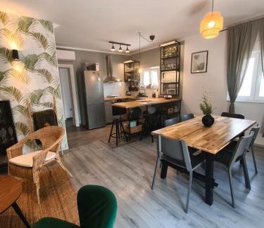 Kastel Sucurac Apartamento | Almond Tree guest house