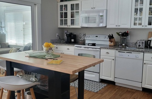 Moody Cabaña | Almost Beachfront Too! Seaglass Village # 500 . Ready for 2025