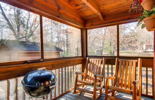 Wears Valley Cabina | Almost Camping 1 Bedroom Cabin by RedAwning