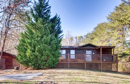 Wears Valley Cabina | Almost Camping 1 Bedroom Cabin by RedAwning