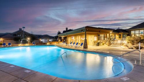 Washington Casa | Almost Heaven at Coral Ridge Resort