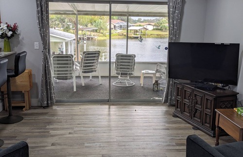 Inverness Casa | ALMOST HEAVEN, perfect lake front property