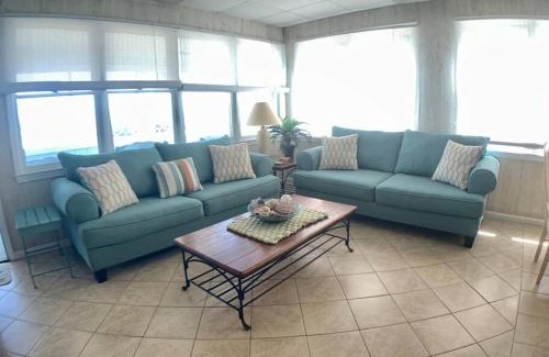 Surfside Beach Apartamento | Almost Heaven OCEANFRONT D 3 Bd/3B FREE WIFI