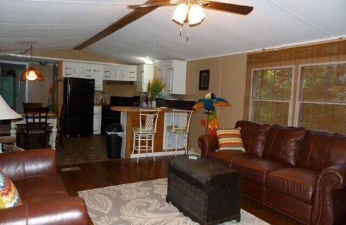 Cadiz Casa | Almost Paradise- Lake Area Rental 1/4 Mile To The Lake Y Boat Ramp!