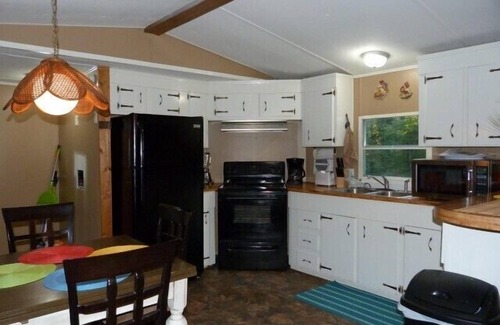 Cadiz Casa | Almost Paradise- Lake Area Rental 1/4 Mile To The Lake Y Boat Ramp!