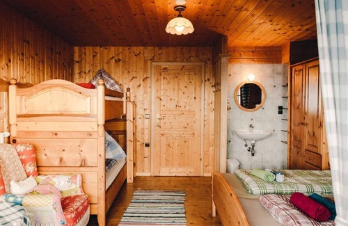Millstatt Otro | Almrauschsuite - 5-bett Familienzimmer mit Veranda - Alexanderhütte
