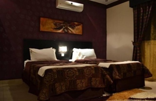Riyadh Hotel | AlMuhaidb Khanshalila
