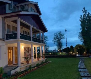 Brein Cama Y Desayuno | Almus Resorts