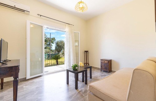 Dassia Apartamento | Aloe Seaview Apartments by Konnect, 500m from Dassia Beach