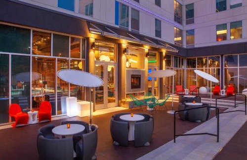 Alpharetta Hotel | Aloft Alpharetta