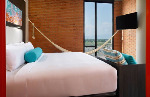 Celaya Hotel | Aloft Celaya