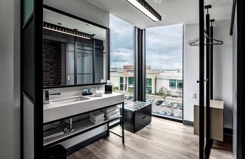 Easton Hotel | Aloft Columbus Easton