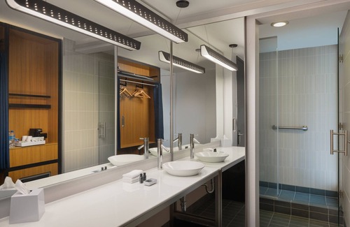 Capitol Hill Hotel | Aloft Tallahassee Downtown