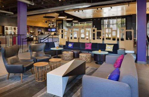 Capitol Hill Hotel | Aloft Tallahassee Downtown