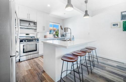 San Clemente Casa | Aloha Amigos Surf Getaway