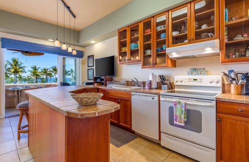 Kahaluu Bay Villa | Aloha Homes, Villas de playa en Kahaluu, Villa 1-202, Vista de playa, AC