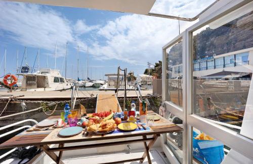 Alassio Alquiler De Eote | Aloha Jak's Boat