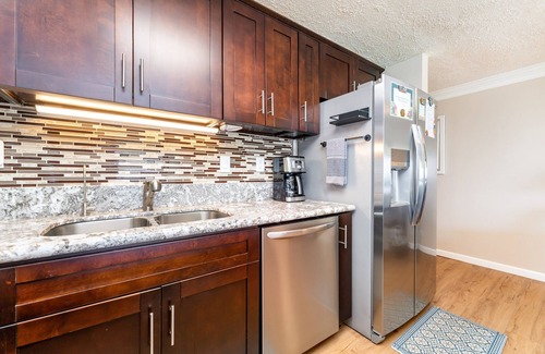 Punaluu Condominio | Aloha Soul Beachfront - 30 Day Rental