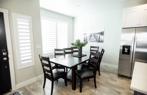 Washington Fields Condominio | ❀Aloha❀ - ¡Acogedor bungalow de escapada de verano con tema hawaiano!