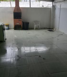 Pereque Casa | Alojamento para Empreiteira - Aluguel Casa