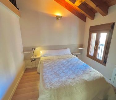 Centro histórico de Segovia Apartamento | Alojamiento Único en el Corazón de Segovia