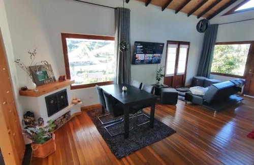 Iza Chalet De Esquí | Alojamiento en Iza cerca al parque
