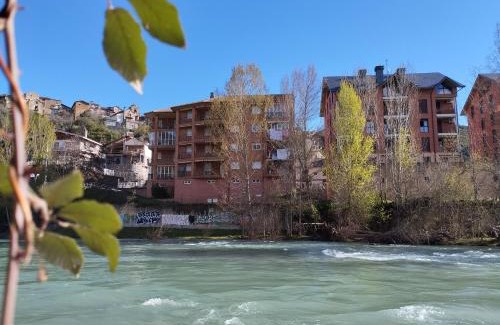 Boltana Apartamento | Alojamiento Gorga-Ordesa, en Boltaña